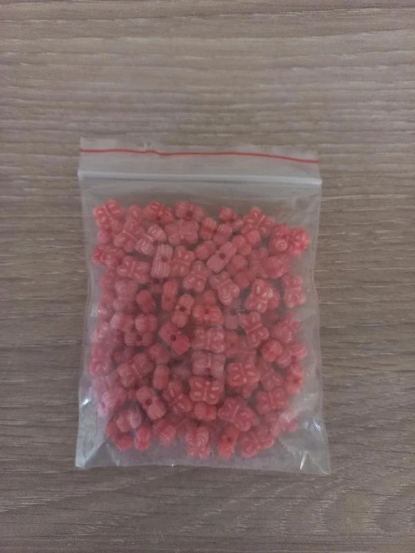 Lot De Perles Acrylique Rouge "Papillon"